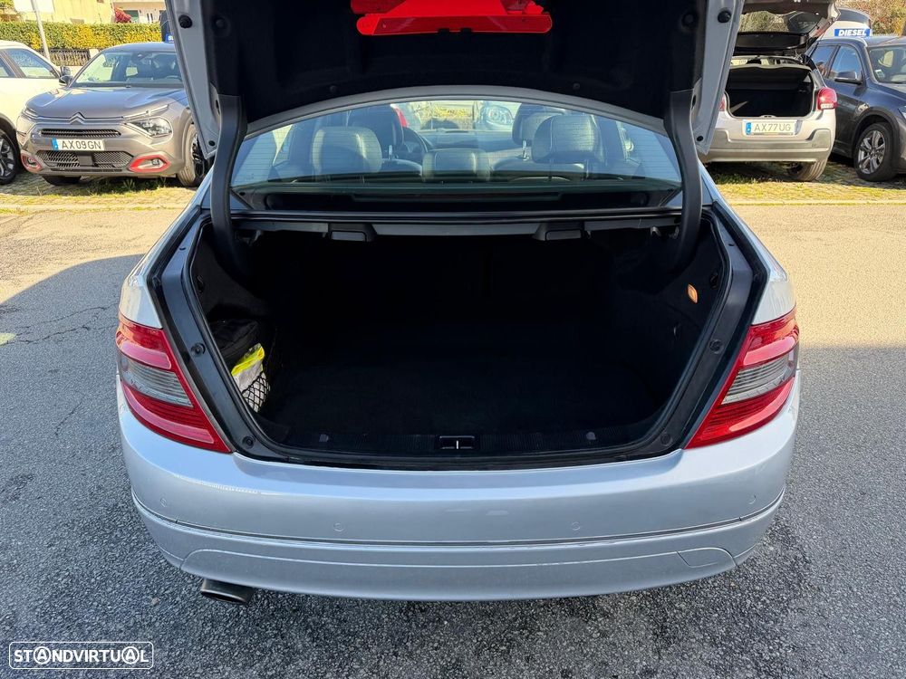 Mercedes-Benz C 220 BlueTEC Avantgarde - 13