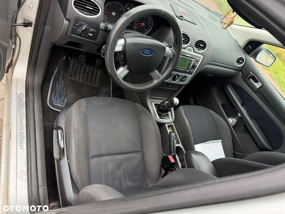 Ford Focus 2006 photo 4