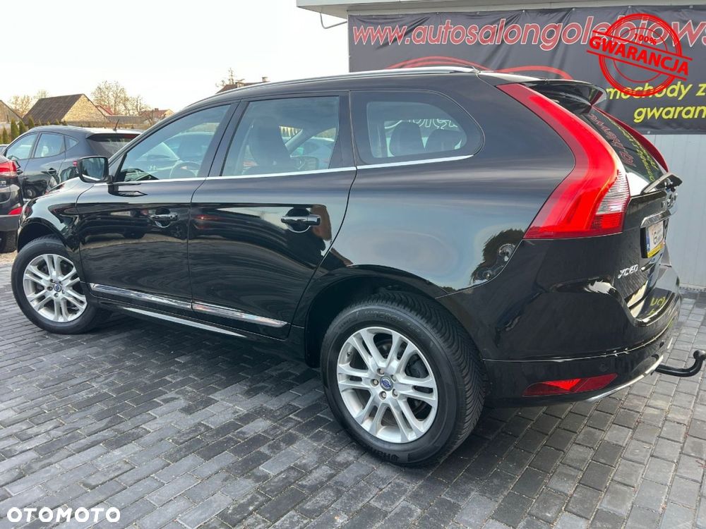 Volvo XC 60 D5 AWD R-Design Summum - 6