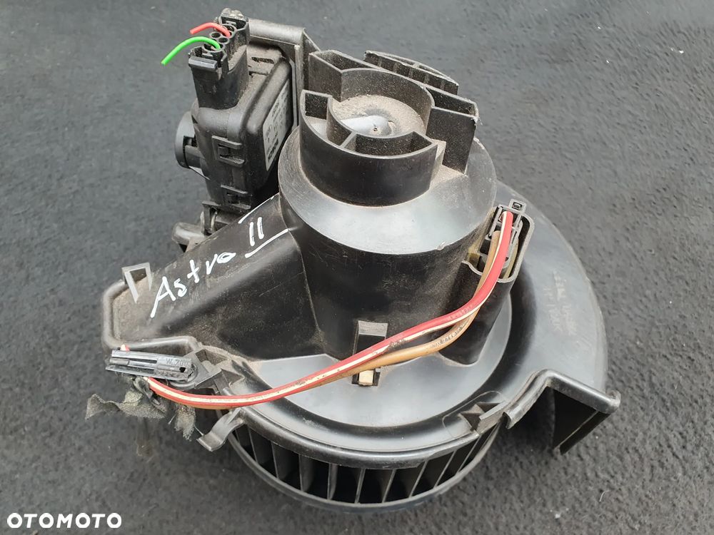 OPEL ASTRA II G WENTYLATOR DMUCHAWA NAWIEWU 9000348 BEHR Z SILNICZKIEM 0132801134 BOSCH POSIADAM 2S - 6