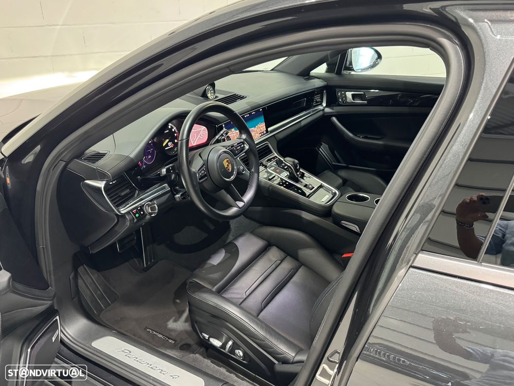 Porsche Panamera Sport Turismo 4 E-Hybrid - 8