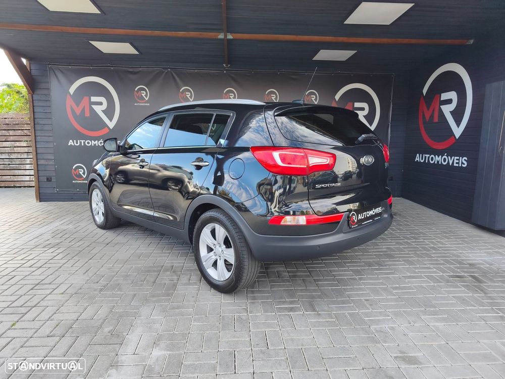 Kia Sportage 1.7 CRDi ISG LX - 7