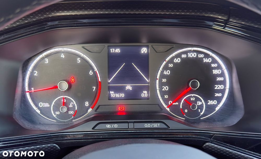 Volkswagen T-Cross - 34
