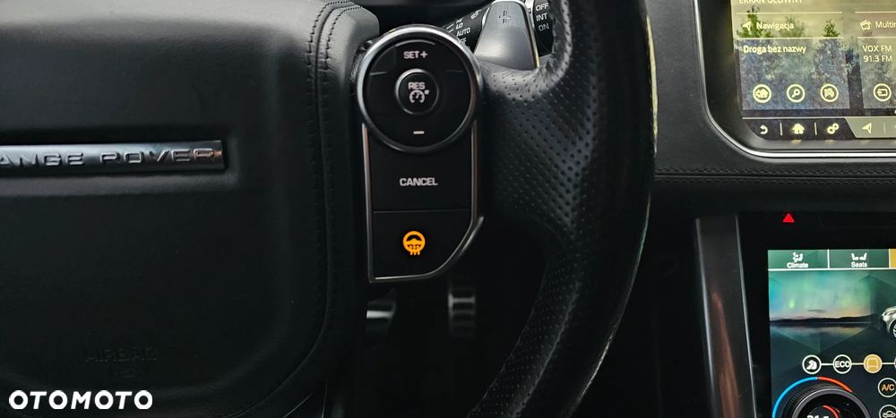 Land Rover Range Rover Sport SDV6 Autobiography Dynamic - 32