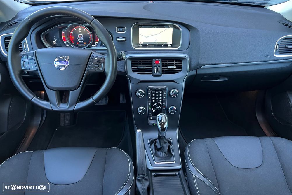 Volvo V40 1.5 T3 Sport Edition Geartronic - 23