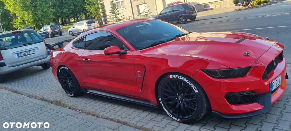 Ford Mustang 5.0 V8 GT - 1