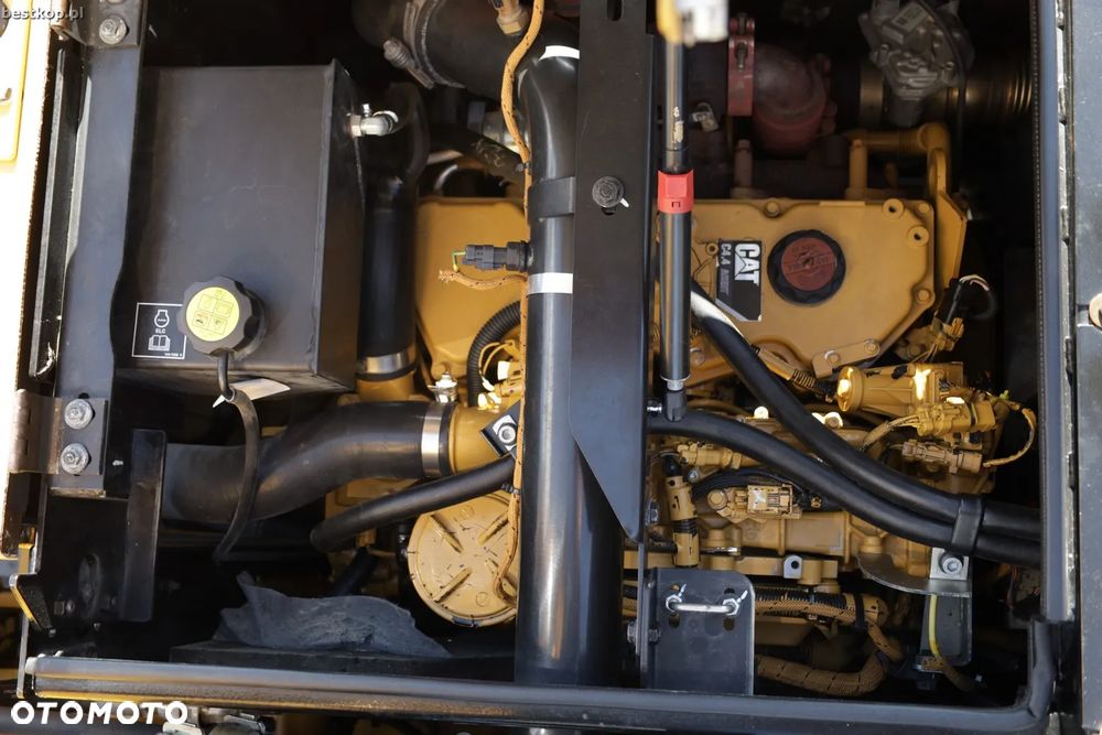 Caterpillar M317F - 36
