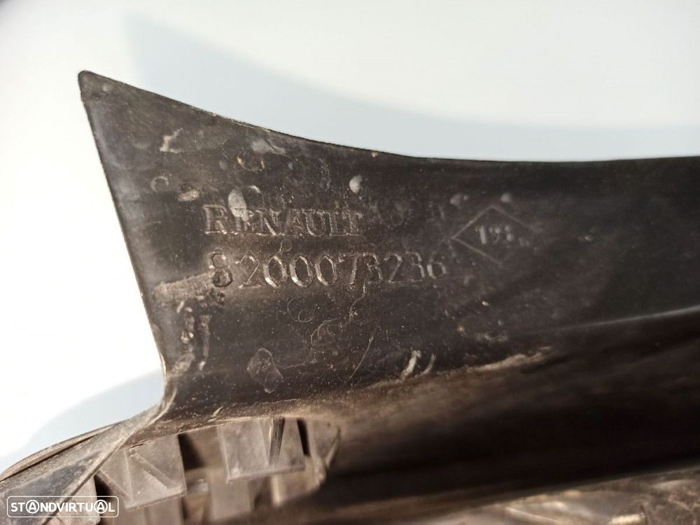 FAROLIM TRASEIRO ESQUERDO RENAULT MEGANE II BERLINA 3P CONFORT DYNAMIQUE - 4