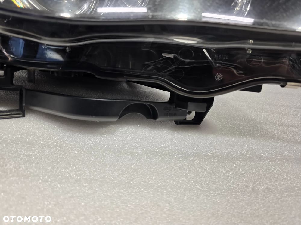 BMW E60 / E61 07- LIFT PRAWY BI-XENON NIESKRĘTNY BLACK PRAWA LAMPA PRZEDNIA PRZÓD , NR 7177740 / 7177740-06 / A8717774006 , NR AUKCJI LPP189 - 5