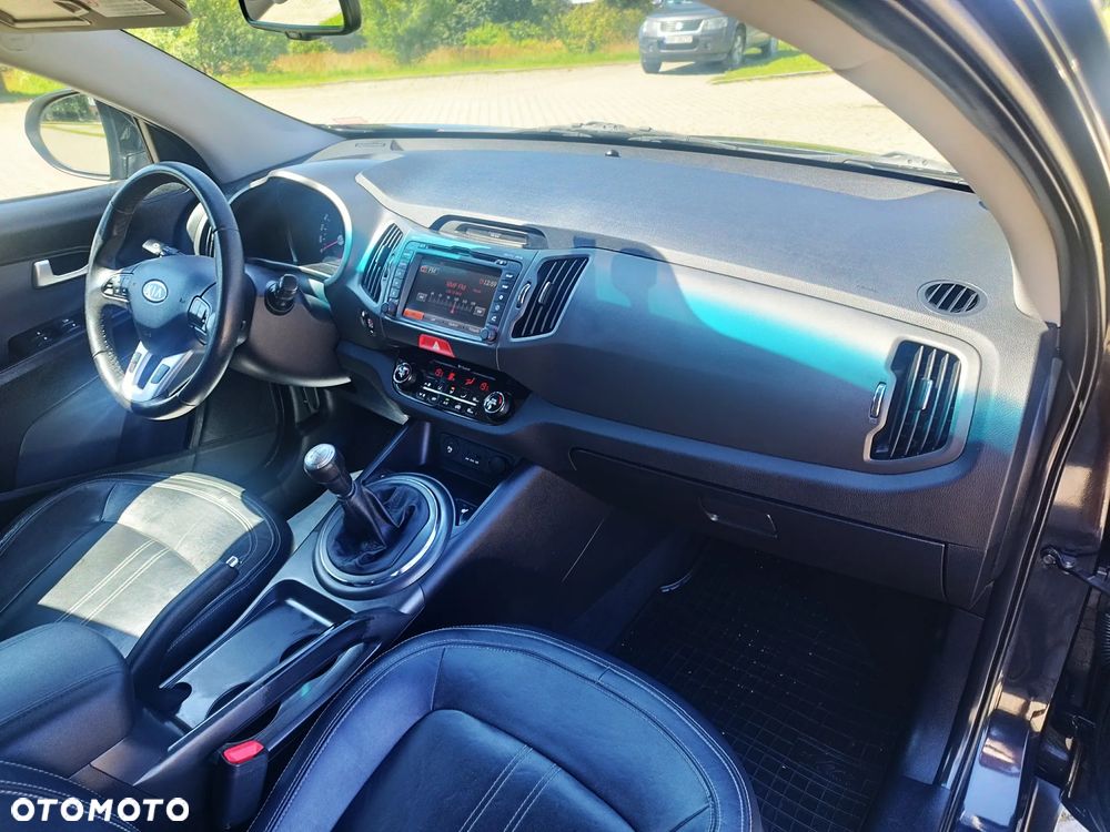 Kia Sportage 2.0 CVVT 4WD Vision - 24
