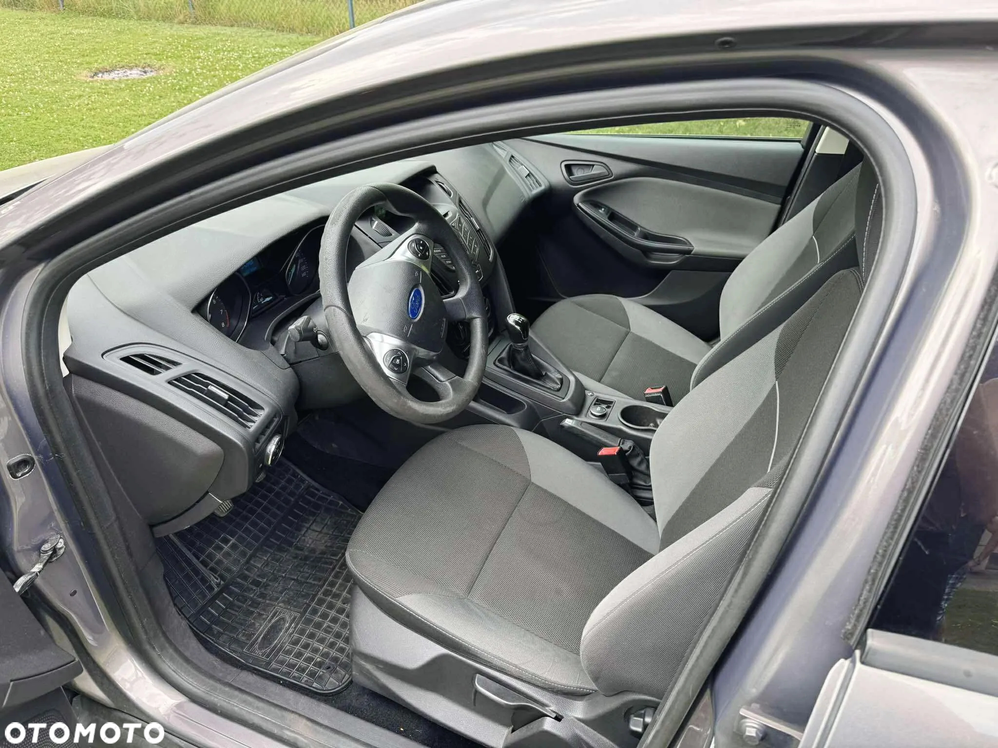 Ford Focus 1.6 Ambiente Start - 8