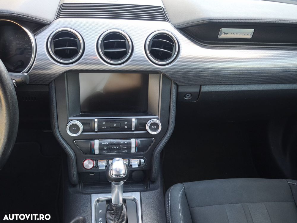 Ford Mustang 2.3 EcoBoost Aut. - 8