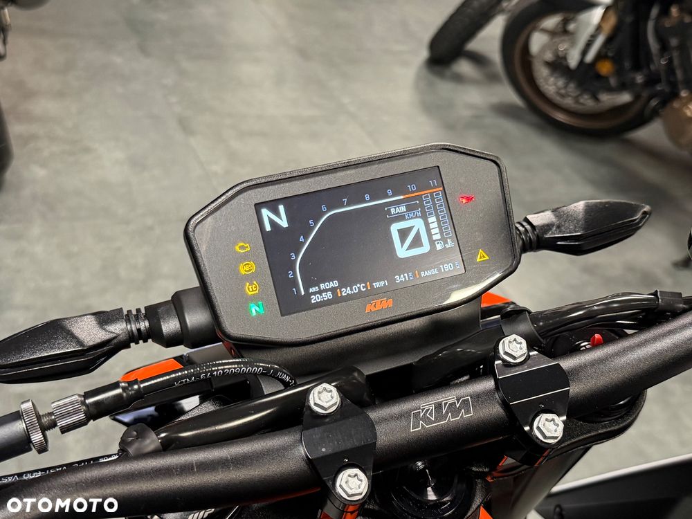 KTM Duke - 25
