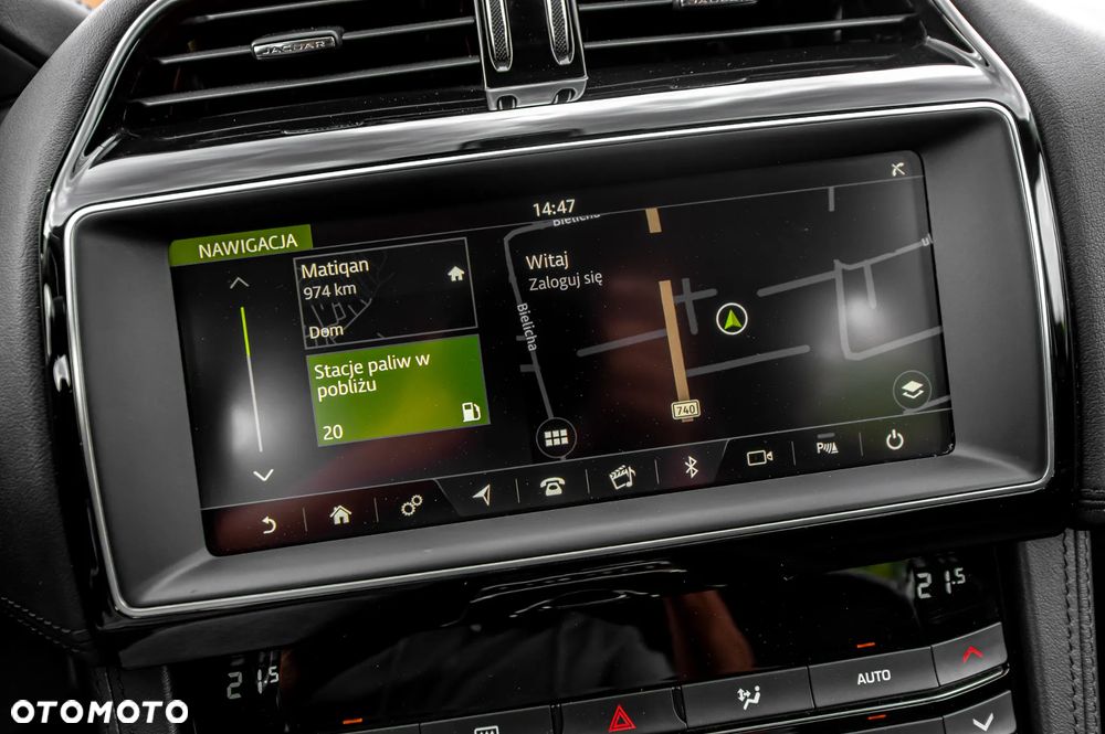 Jaguar F-Pace D200 AWD R-Dynamic S - 27