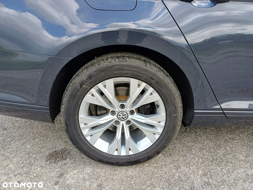 Volkswagen Passat Variant 2.0 TDI SCR DSG Comfortline - 14