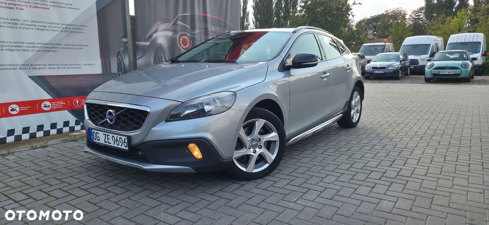 Volvo V40 Cross Country D3 Drive-E Momentum - 3
