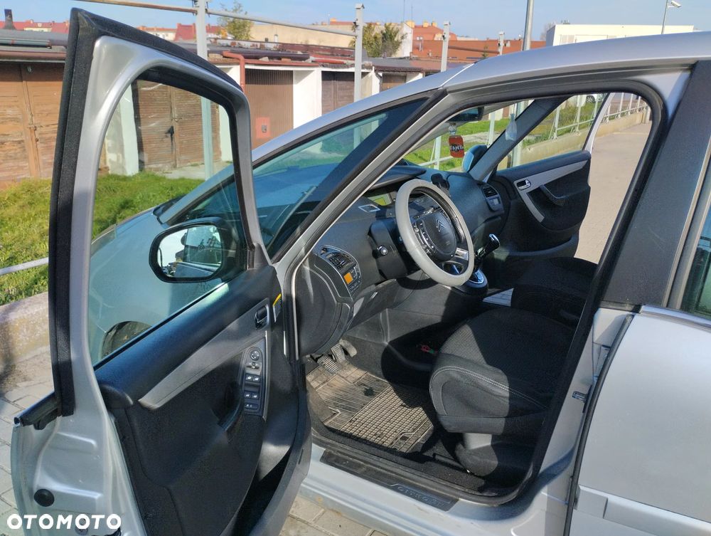 Citroën C4 Picasso - 6