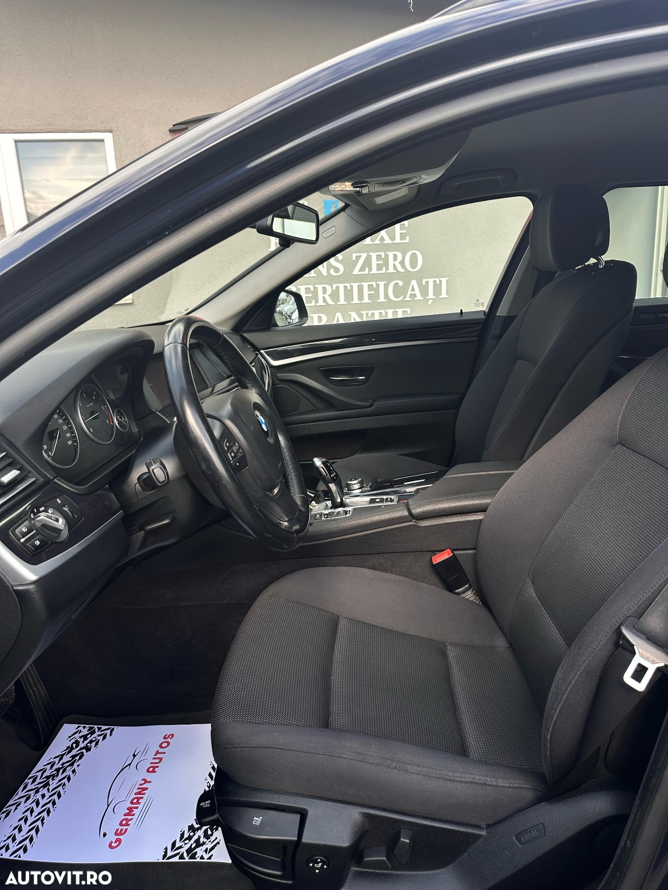 BMW Seria 5 520d Touring Aut. Modern Line - 21