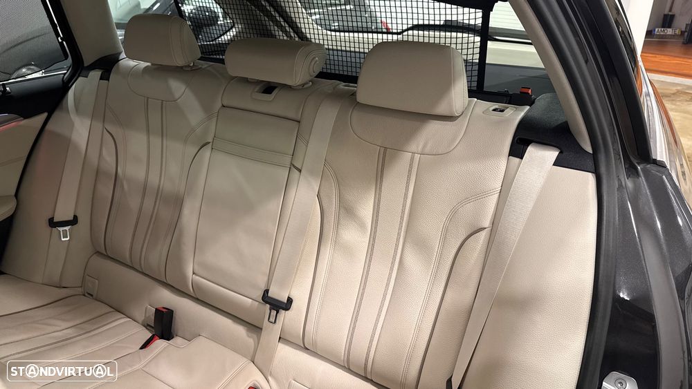 BMW 520 e Touring Aut. Luxury Line - 27