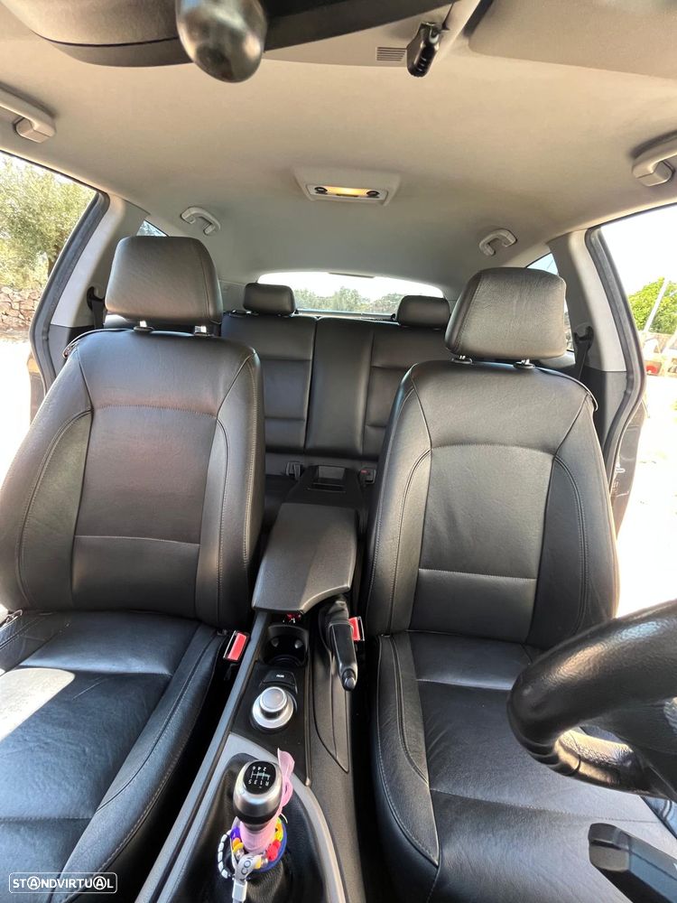 BMW 1 Series 2008 photo 3