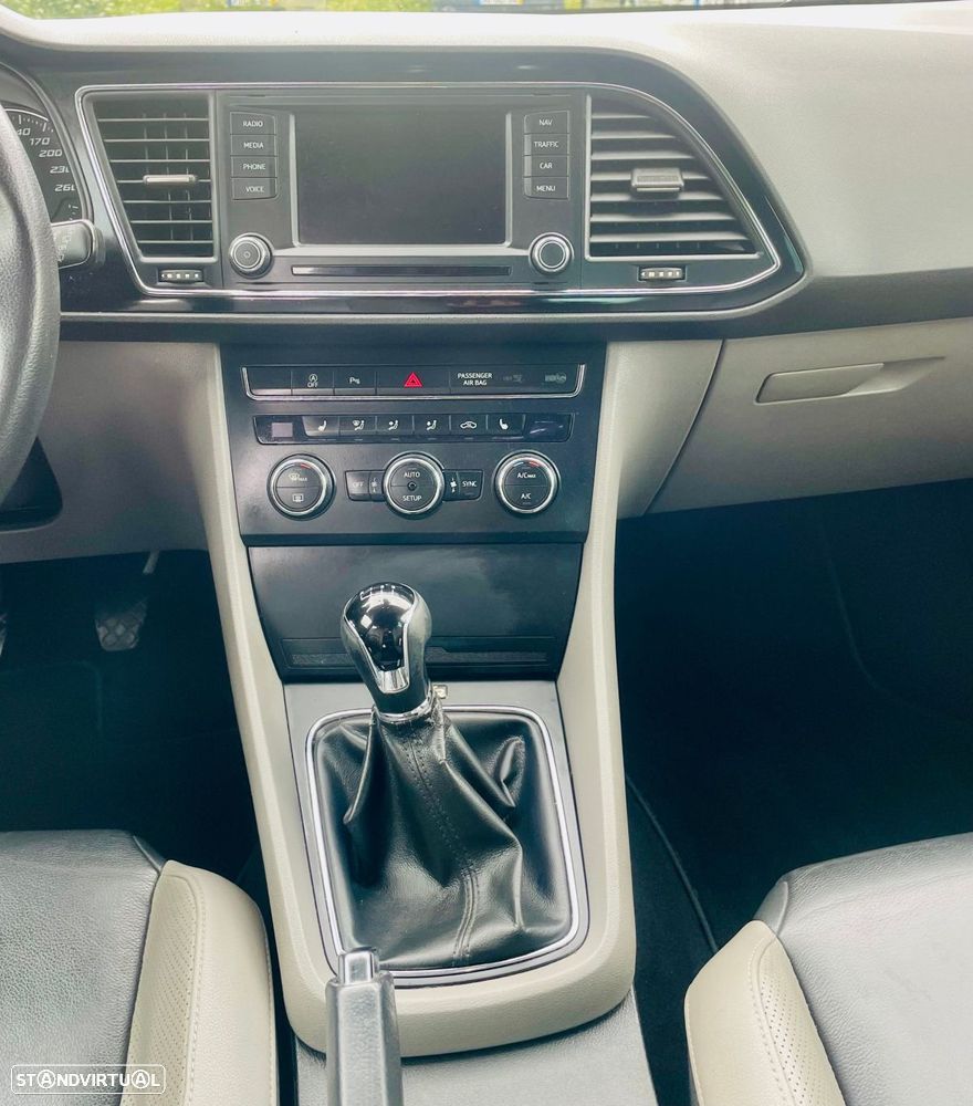 SEAT Leon 1.6 TDI Reference Ecomotive - 10