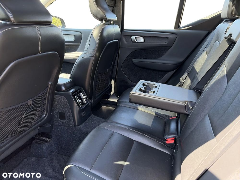 Volvo XC 40 - 19