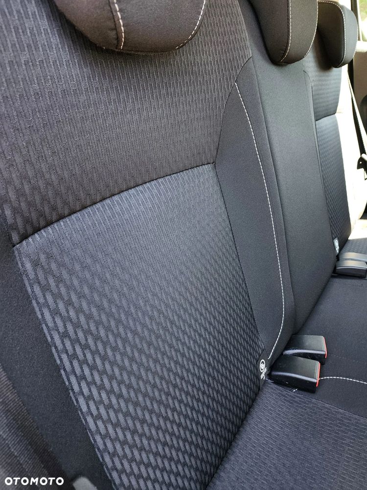 Dacia Sandero SCe 75 Comfort - 27