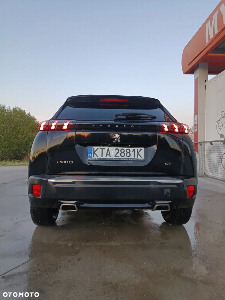 Peugeot 2008 PureTech 130 EAT8 GT Pack - 12
