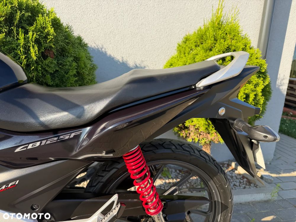 Honda CBF - 34