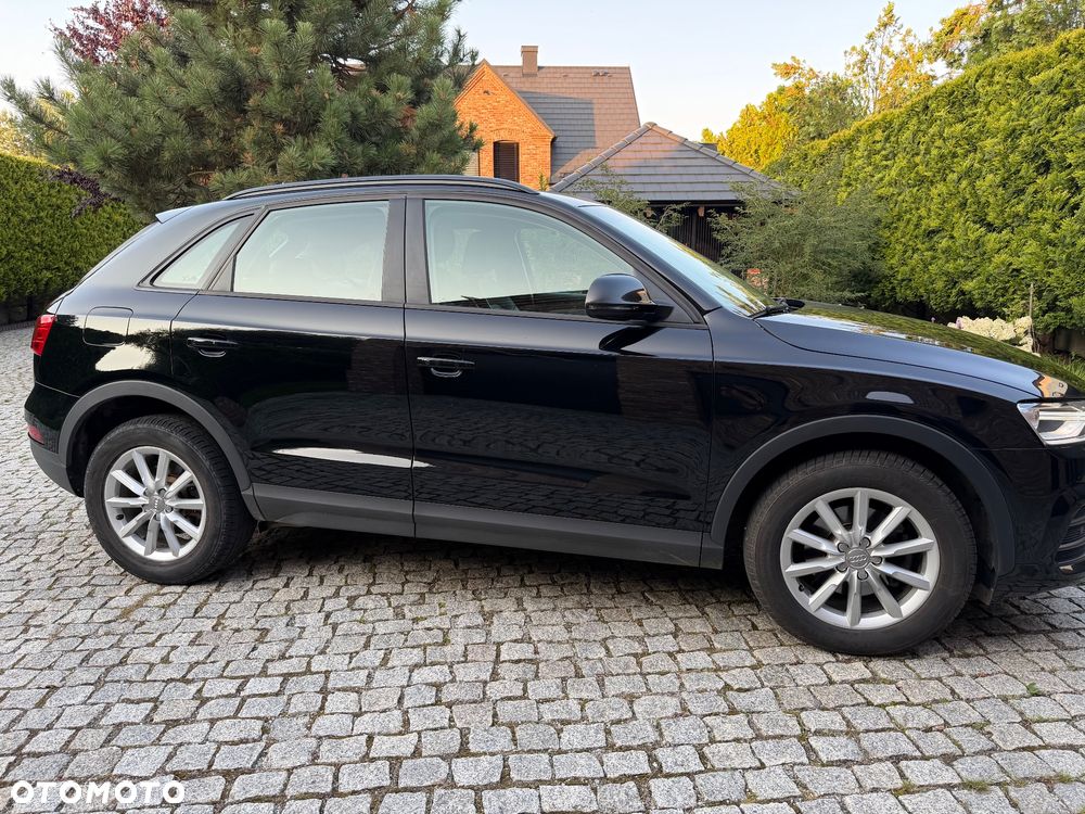 Audi Q3 2.0 TDI S tronic design - 4
