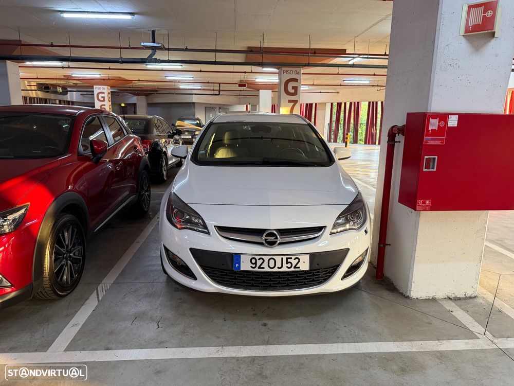 Opel Astra Sports Tourer 1.6 CDTI Dynamic S/S - 1