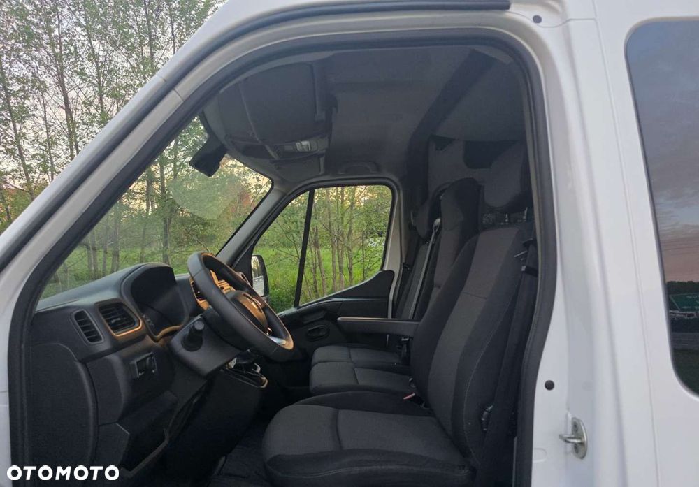 Renault Master - 10