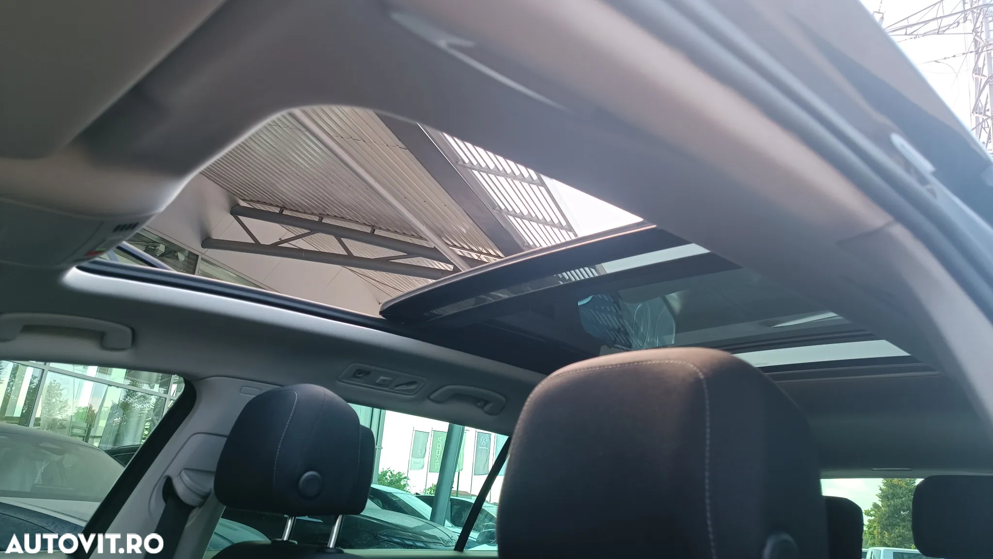 Volkswagen Passat Variant 2.0 TDI DSG Business - 10