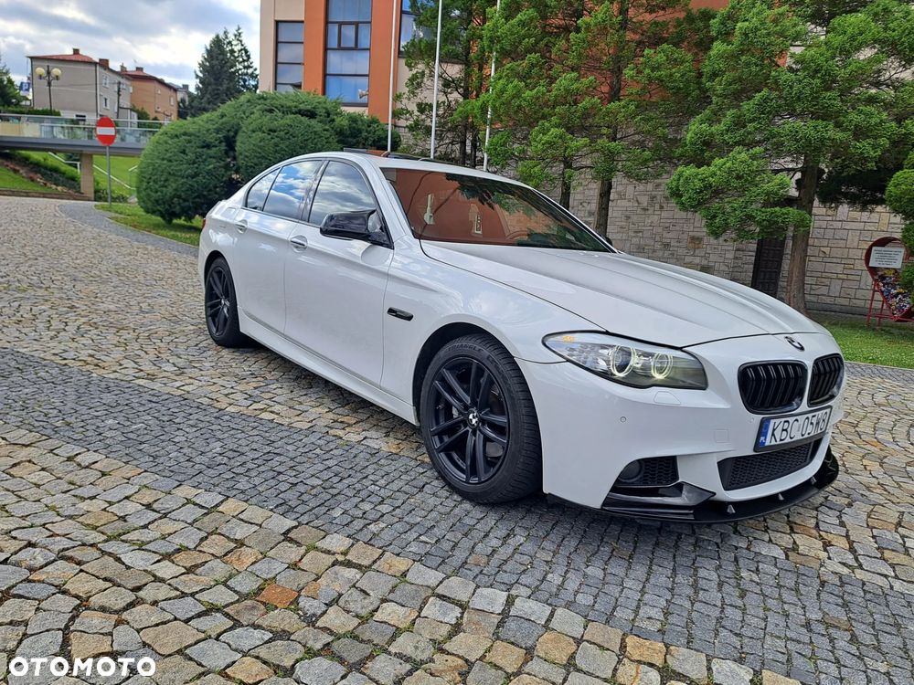 BMW Seria 5 528i xDrive - 37
