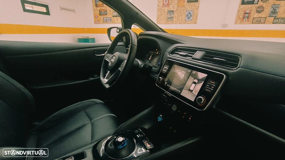 Nissan Leaf - 8
