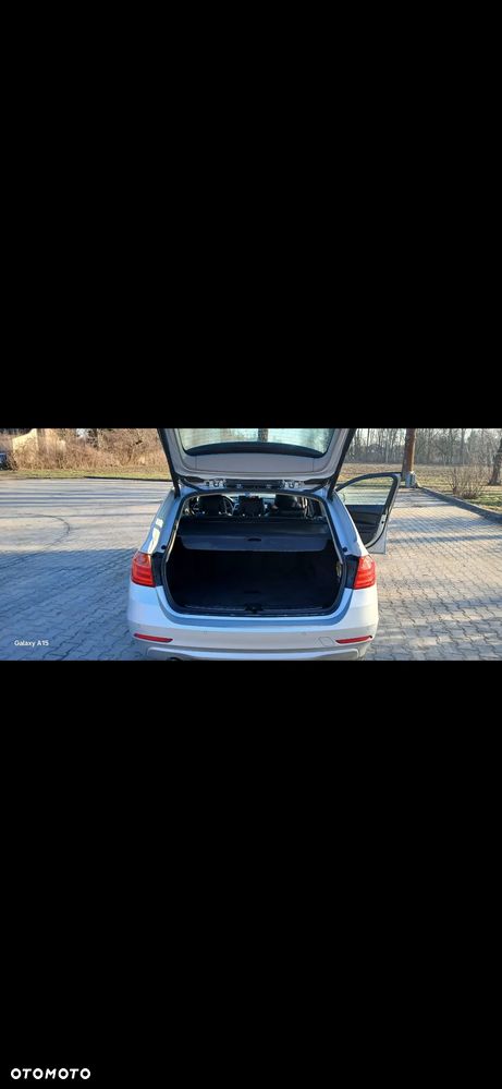 BMW Seria 3 318d Sport Line - 4