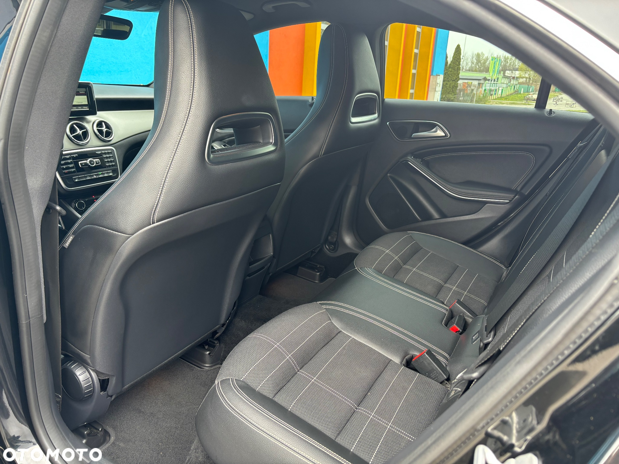 Mercedes-Benz CLA 220 CDI 7G-DCT AMG Line - 13