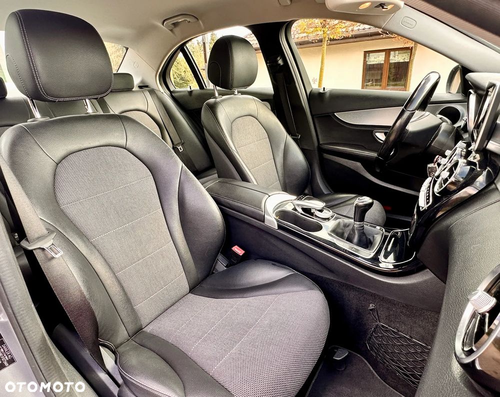 Mercedes-Benz Klasa C - 31