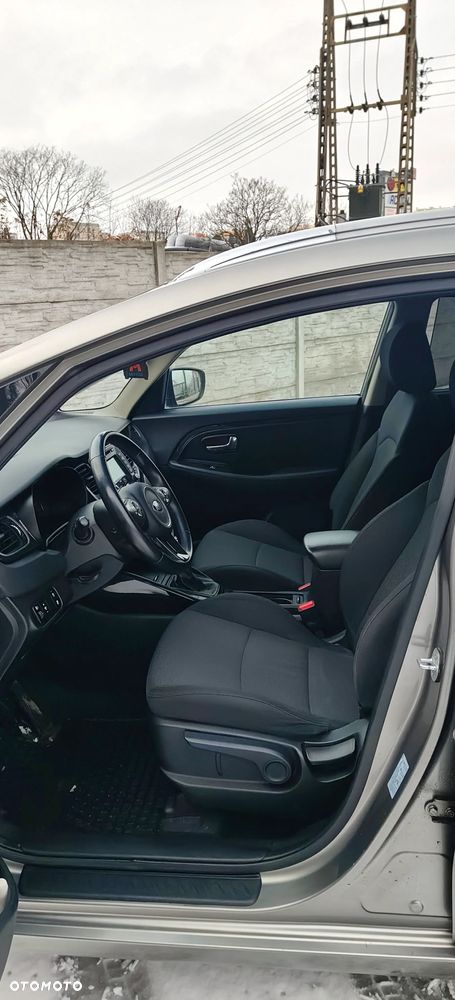 Kia Carens 1.6 GDI Dream-Team Edition - 3
