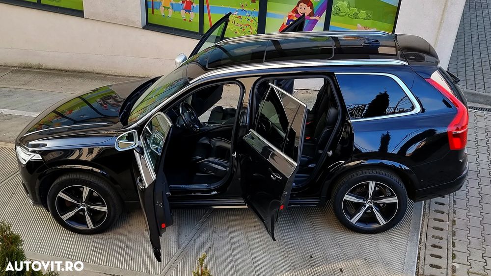 Volvo XC 90 D5 AWD Geartronic RDesign - 16