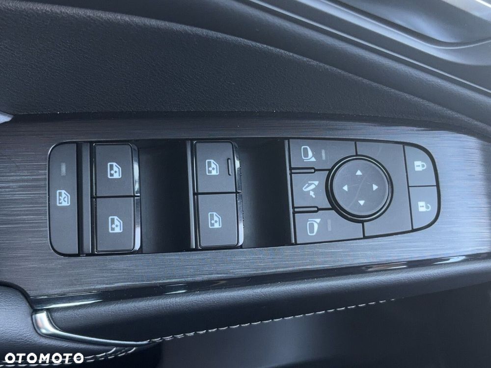 Nissan Qashqai 1.3 DIG-T MHEV N-Connecta Xtronic - 19