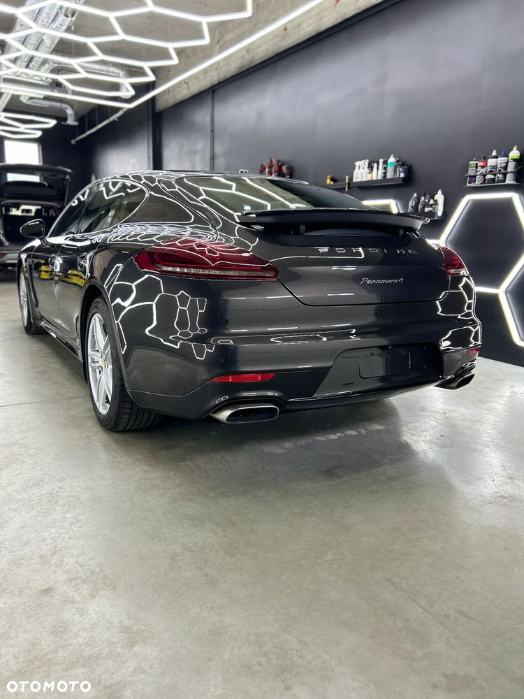 Porsche Panamera 4 PDK - 6