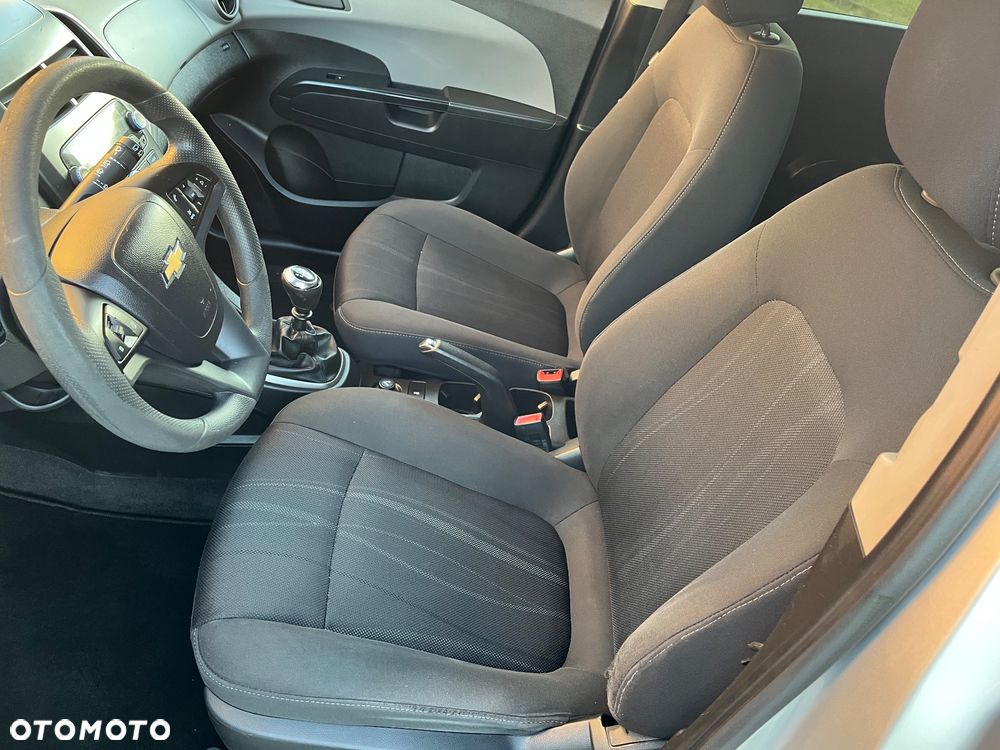Chevrolet Aveo - 7