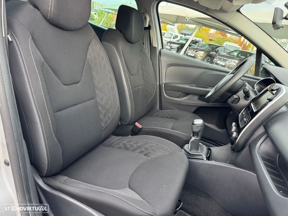 Renault Clio 1.5 dCi Limited - 12