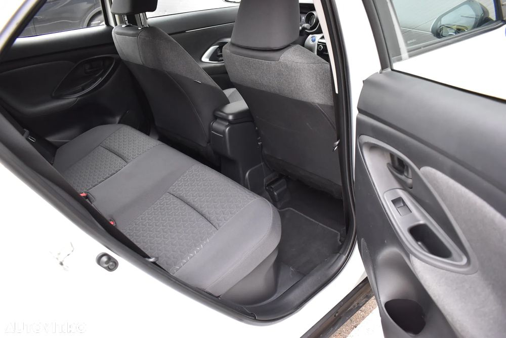 Toyota Yaris 1.5 VVT-i HSD Exclusive Style - 20