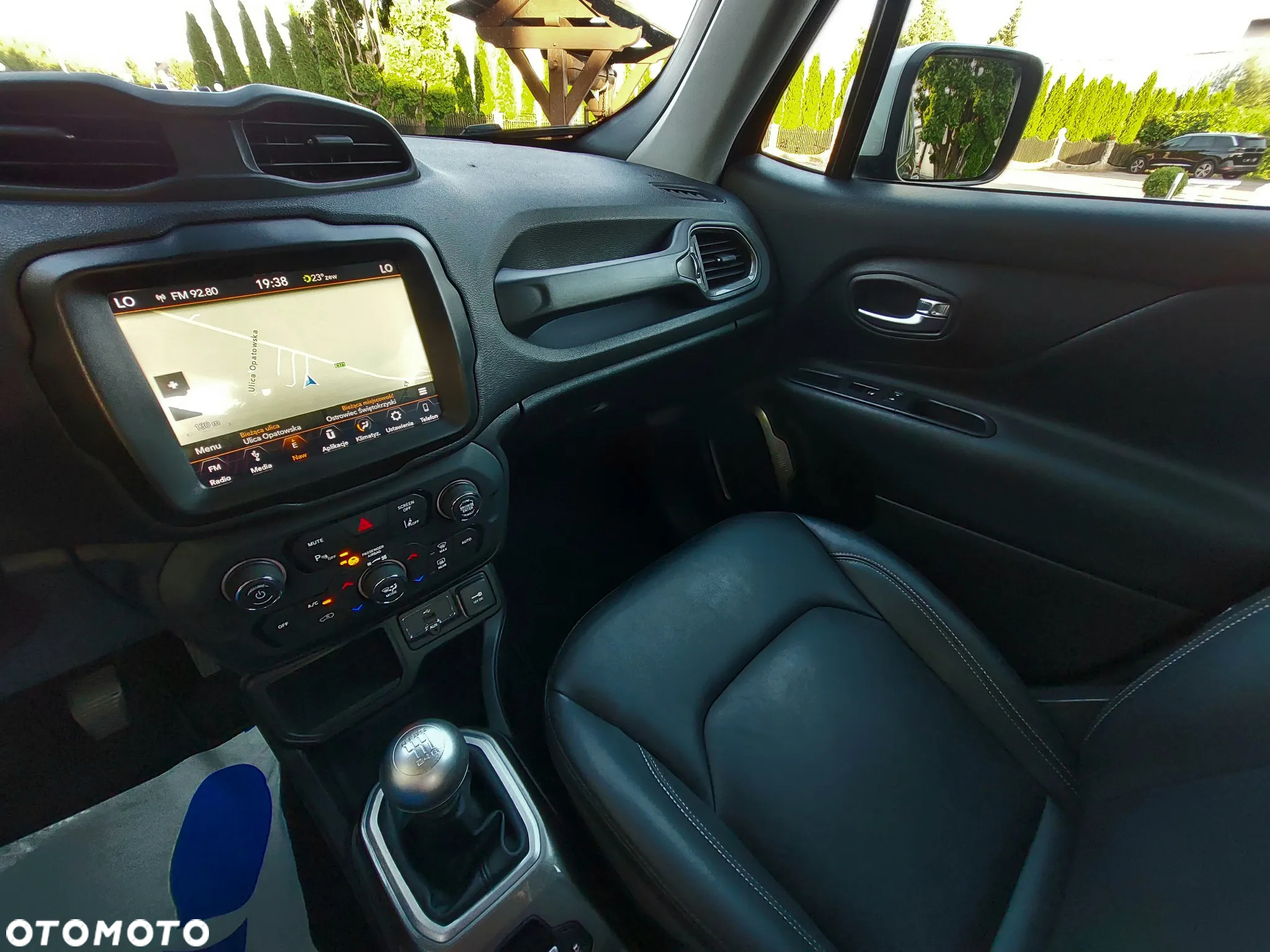 Jeep Renegade 1.4 MultiAir Limited - 31