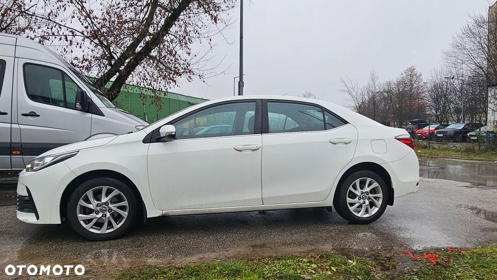 Toyota Corolla 1.6 Comfort - 10