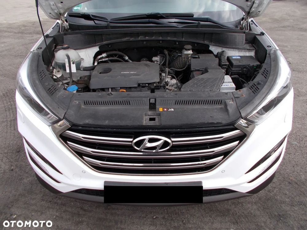 Hyundai Tucson 1.7 CRDI BlueDrive GO 2WD - 10