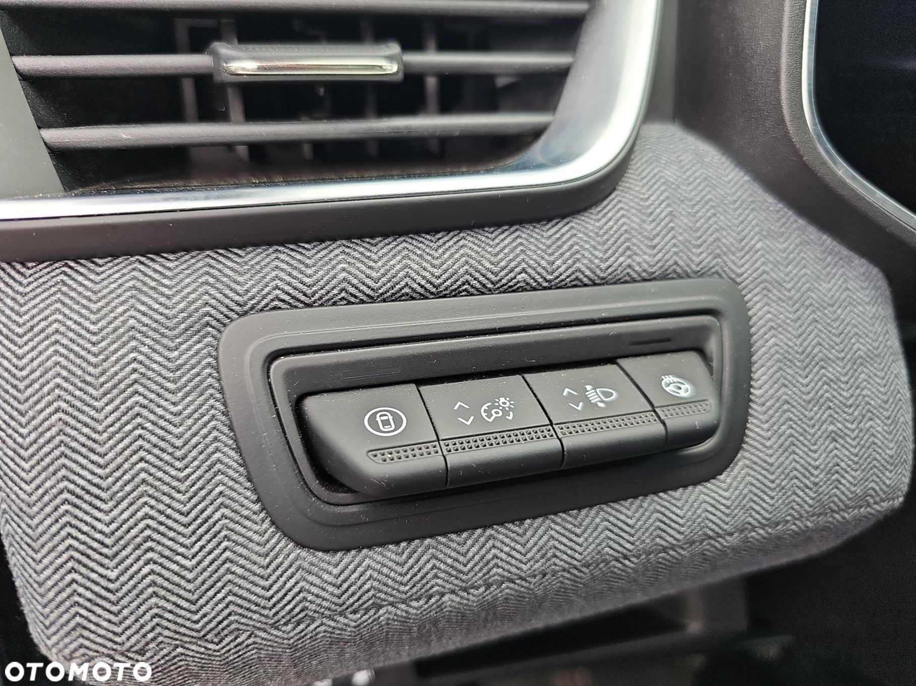 Renault Clio - 18