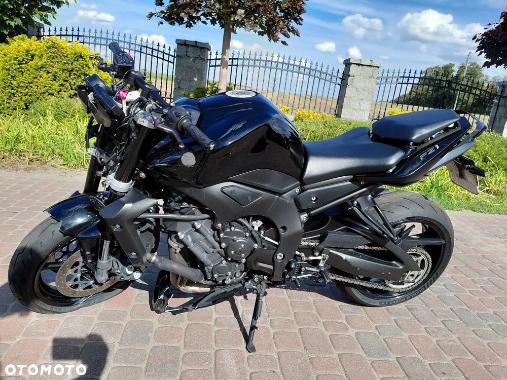Yamaha FZ - 2